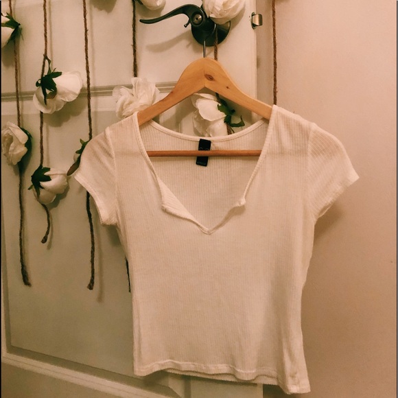 Windsor Tops - WINDSOR white crop tee